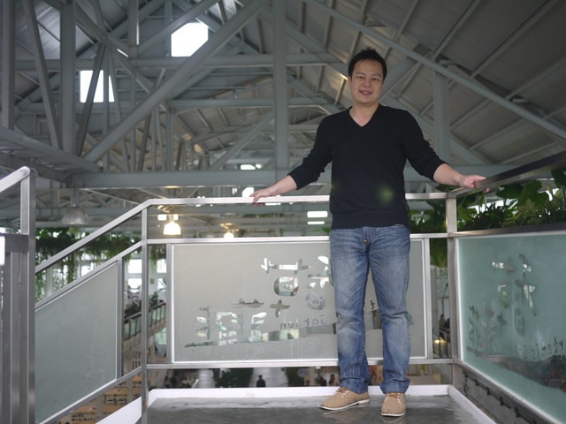 1379868445-1175565663