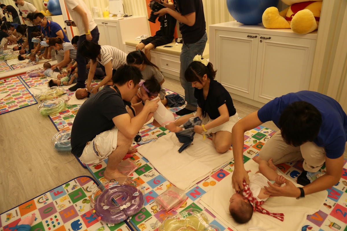 2015.07.25寶寶游泳in京華城_5870 - 複製.jpg