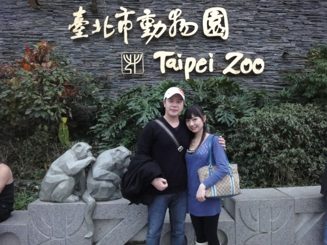 1379869809-2652709855