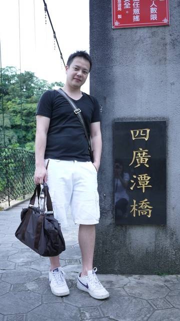 1379869705-1384042903