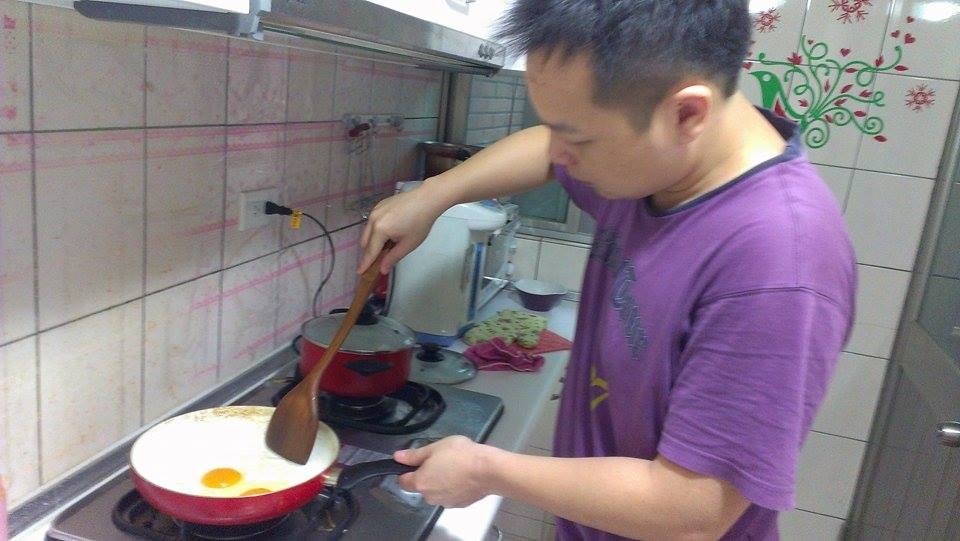 10718980_896154947062705_1315545727_n