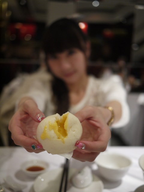 1379869810-3256358164