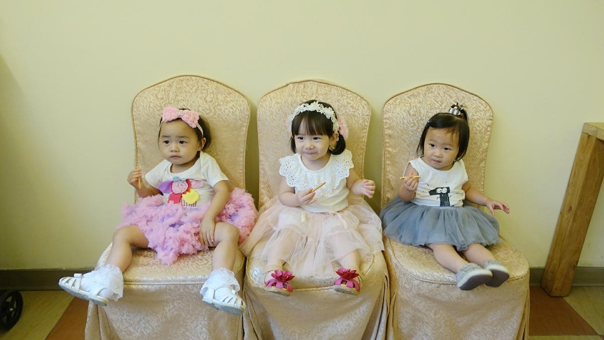 2016918 桐話紗裙趴-錢錢亂拍_256.jpg