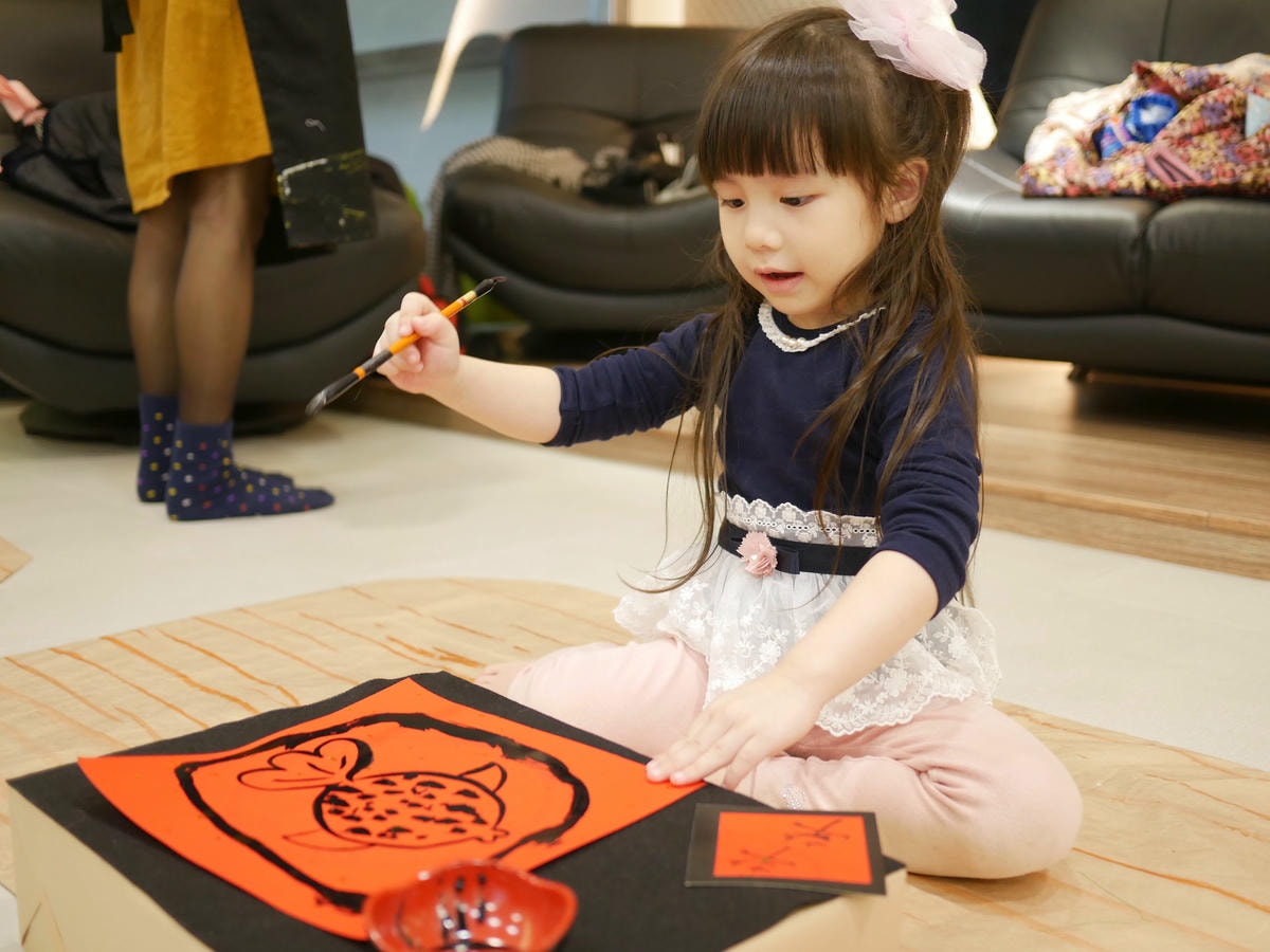 親子共學推薦【 Limitmax。米樂親子時尚】歡喜迎新春~首創布料與藝術結合的親子手作 - 第17張圖 親子共學推薦【 Limitmax。米樂親子時尚】歡喜迎新春~首創布料與藝術結合的親子手作