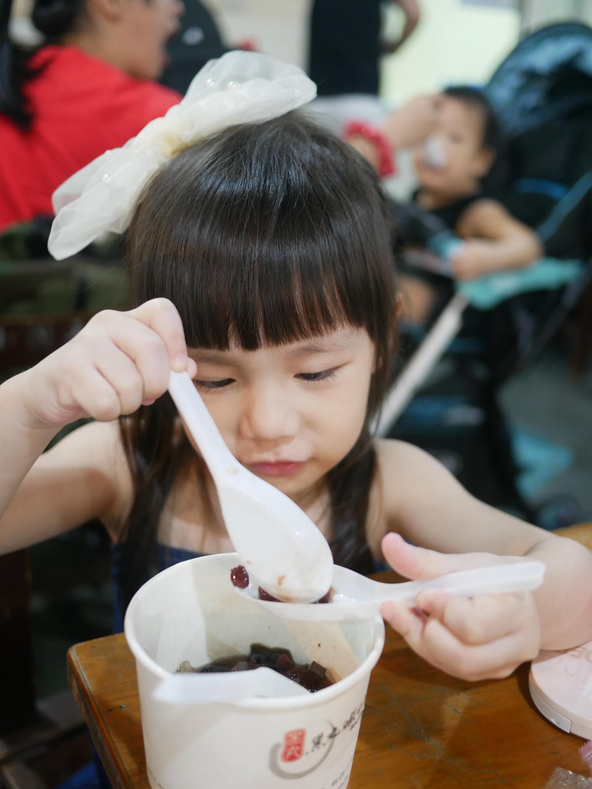 親子共學推薦~新北樹林【黑丸嫩仙草觀光工廠】CP值超高的親子手作芋圓