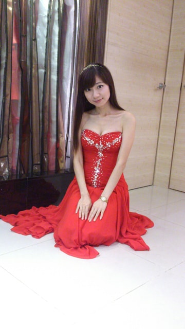 【籌備婚禮記錄】 挑訂婚禮服篇