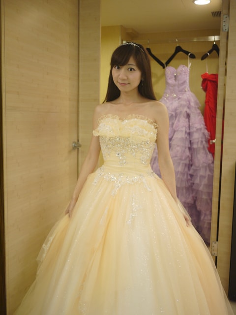【籌備婚禮記錄】 挑訂婚禮服篇