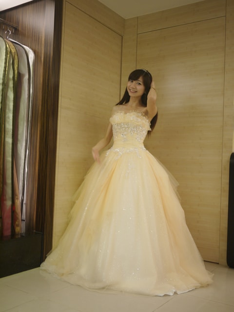 【籌備婚禮記錄】 挑訂婚禮服篇