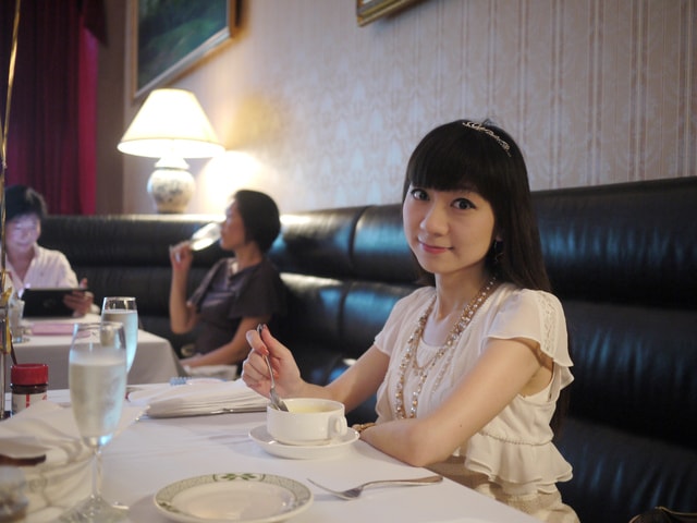 【生日】30歲生日大餐~美國頂級牛排勞瑞斯Lawry's (完成版)