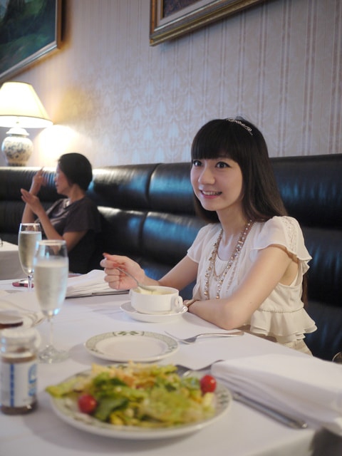 【生日】30歲生日大餐~美國頂級牛排勞瑞斯Lawry's (完成版)