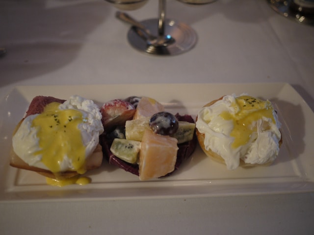 【生日】30歲生日大餐~美國頂級牛排勞瑞斯Lawry's (完成版)