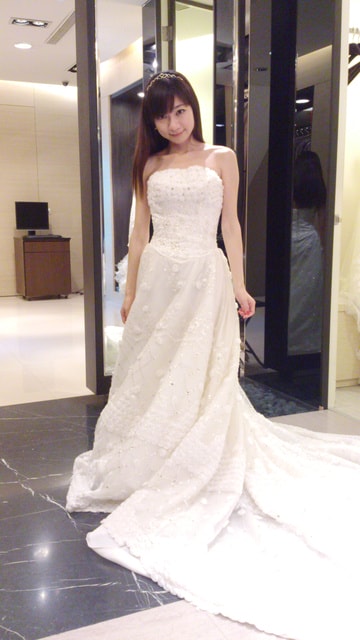 ♥婚紗外拍part2 ♥ 婚紗禮服挑選心得篇